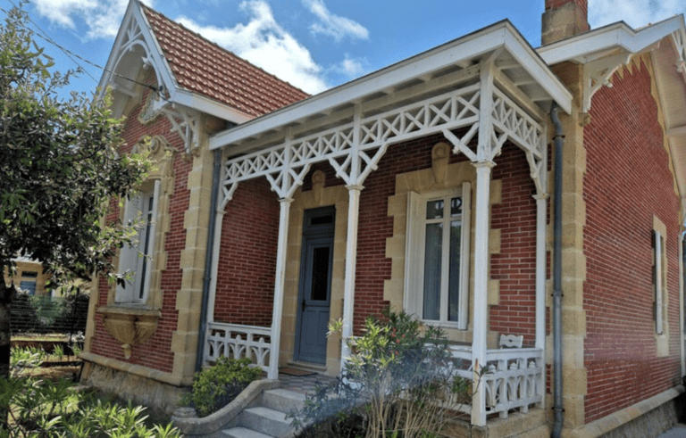 Villas soulacaises : quand une briqueterie a façonné l&rsquo;âme d&rsquo;une station balnéaire